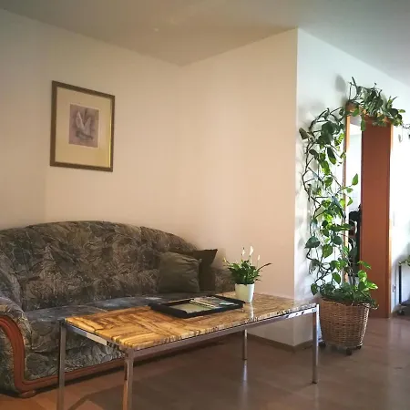 Grosse Fuer Gruppe Nuremberg